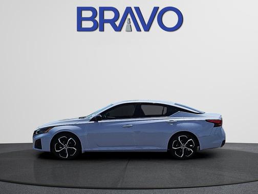 Gray Sky Pearl 2024 Nissan Altima 2.5 SR