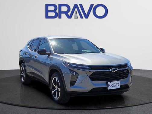 Sterling Gray Metallic 2025 Chevrolet Trax 1RS