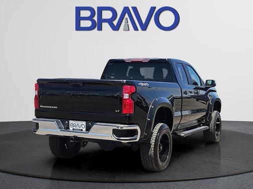 Black 2020 Chevrolet Silverado 1500 LT