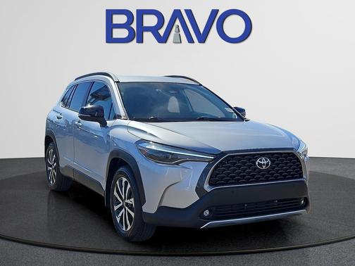 2025 Toyota Corolla Cross XLE