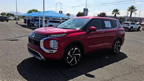 2024 Mitsubishi Outlander SE