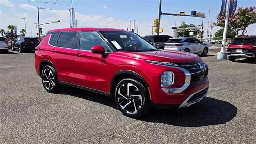 2024 Mitsubishi Outlander SE