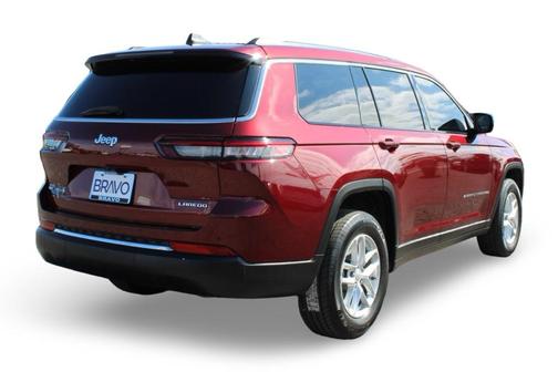 2022 Jeep Grand Cherokee L Laredo