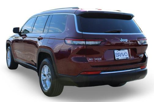 2022 Jeep Grand Cherokee L Laredo