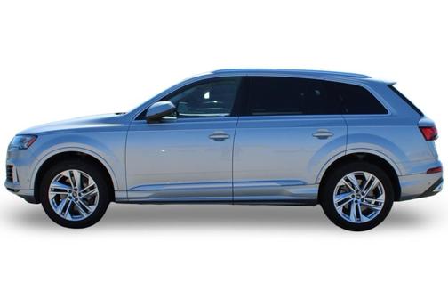 2024 Audi Q7 55 Premium Plus
