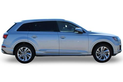 2024 Audi Q7 55 Premium Plus