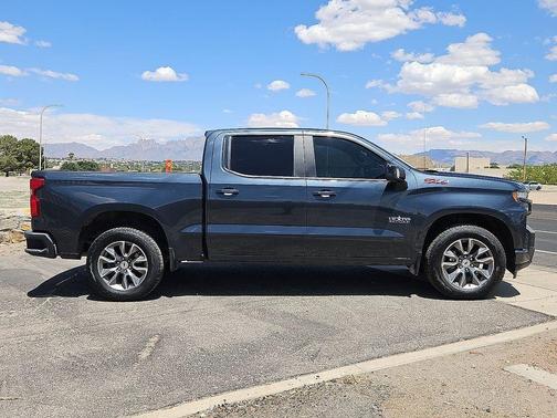 Shadow Gray Metallic 2020 Chevrolet Silverado 1500 RST