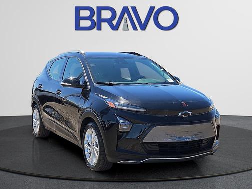 Mosaic Black Metallic 2023 Chevrolet Bolt EUV LT
