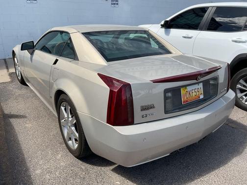 Gold Mist 2006 Cadillac XLR Base