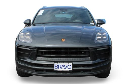 2022 Porsche Macan Base