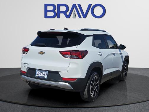 Summit White 2025 Chevrolet Trailblazer LT