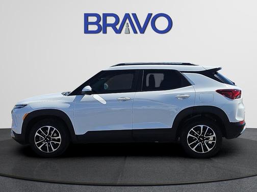 Summit White 2025 Chevrolet Trailblazer LT
