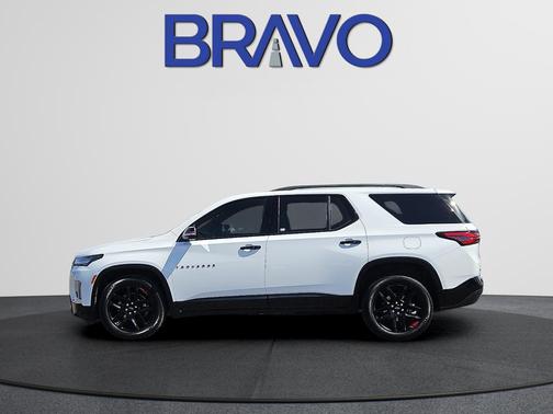 Summit White 2023 Chevrolet Traverse Premier