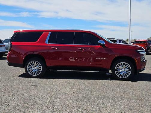 2025 Chevrolet Suburban Premier