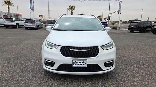 2022 Chrysler Pacifica Touring-L