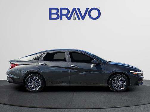 Amazon Gray 2024 Hyundai ELANTRA SEL