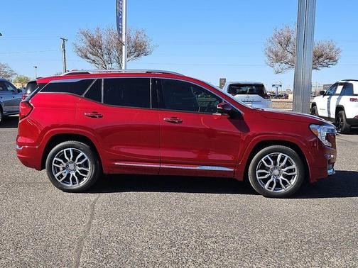 2024 GMC Terrain Denali