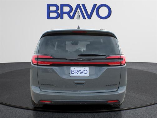 2025 Chrysler Pacifica Limited