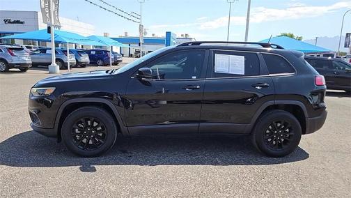 2023 Jeep Cherokee Altitude Lux