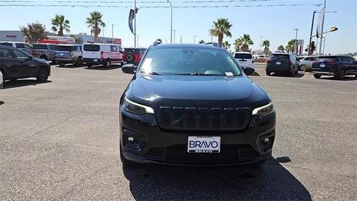 2023 Jeep Cherokee Altitude Lux