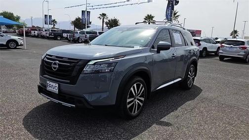 2024 Nissan Pathfinder Platinum
