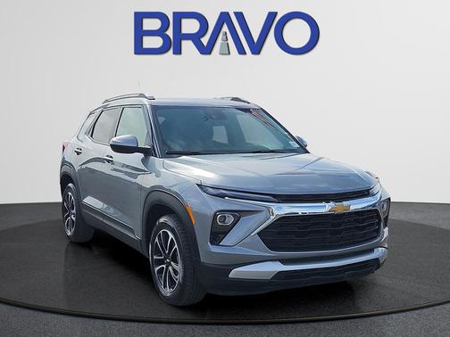 Sterling Gray Metallic 2024 Chevrolet Trailblazer LT