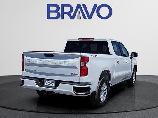 Summit White 2026 Chevrolet Silverado 1500 RST
