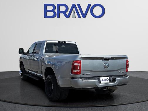 Billet Silver Metallic Clearcoat 2023 RAM 3500 Big Horn