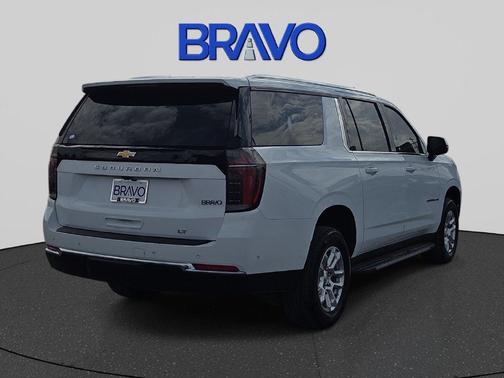 Summit White 2025 Chevrolet Suburban LT