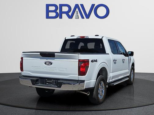 Oxford White 2025 Ford F-150 XLT