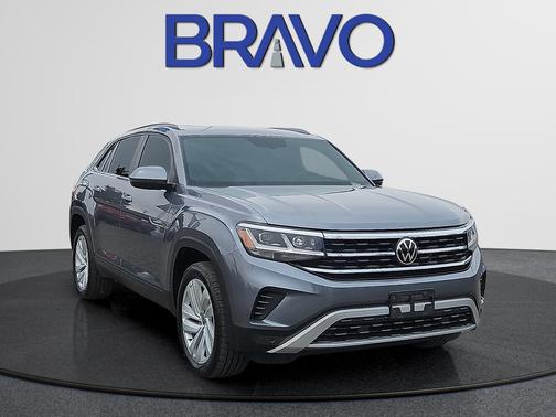 Platinum Gray Metallic 2021 Volkswagen Atlas Cross Sport 2.0T SE w/Technology
