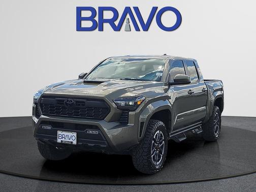 Bronze 2025 Toyota Tacoma TRD Sport
