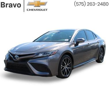 2024 Toyota Camry Hybrid SE