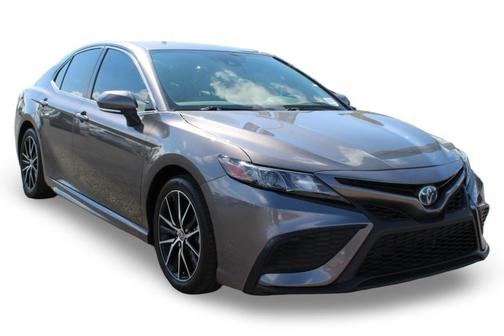2024 Toyota Camry Hybrid SE