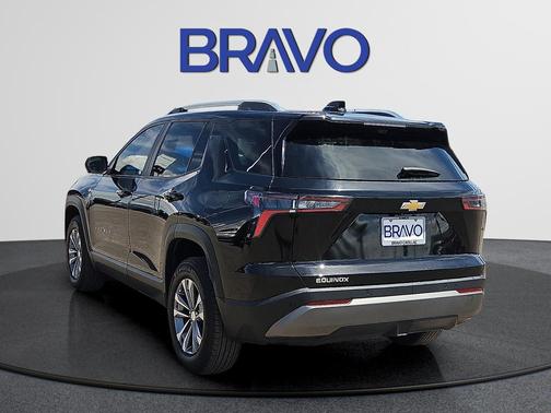 Mosaic Black Metallic 2025 Chevrolet Equinox LT