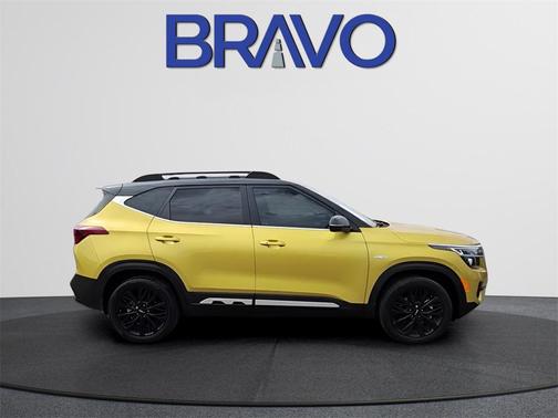 2023 Kia Seltos Nightfall