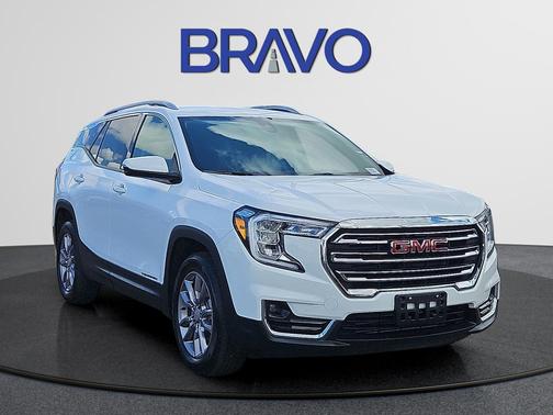Summit White 2024 GMC Terrain SLT