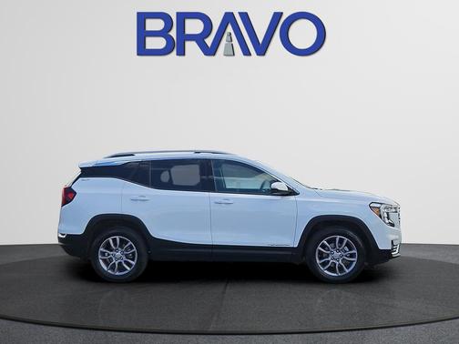 Summit White 2024 GMC Terrain SLT