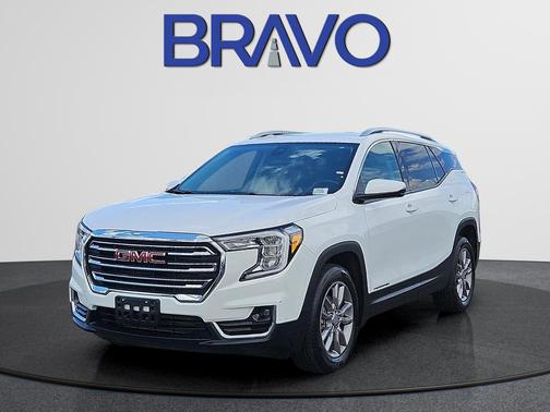 Summit White 2024 GMC Terrain SLT