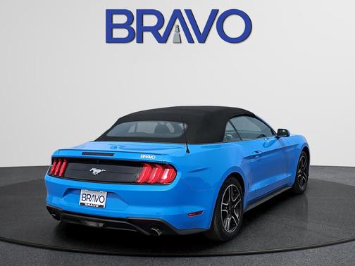 2022 Ford Mustang EcoBoost Premium