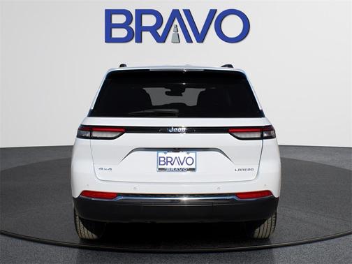 2023 Jeep Grand Cherokee Laredo