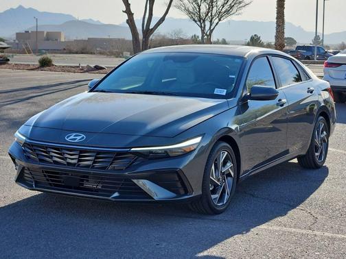 2025 Hyundai ELANTRA Limited