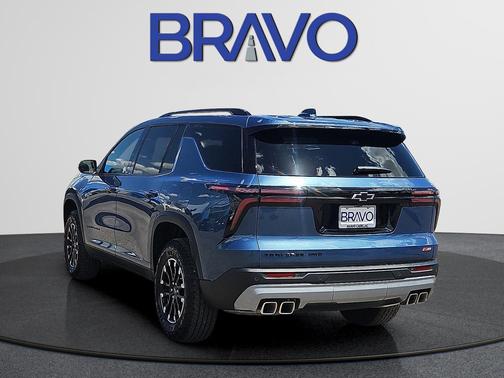 Lakeshore Blue Metallic 2026 Chevrolet Traverse Z71