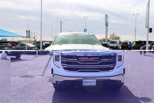 2024 GMC Sierra 1500 SLT
