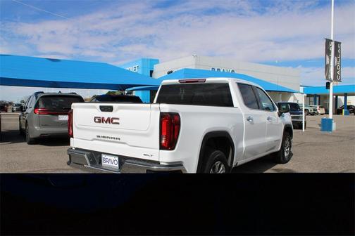 2024 GMC Sierra 1500 SLT