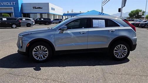 2025 Cadillac XT4 Premium Luxury
