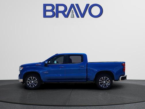 Glacier Blue Metallic 2022 Chevrolet Silverado 1500 LT