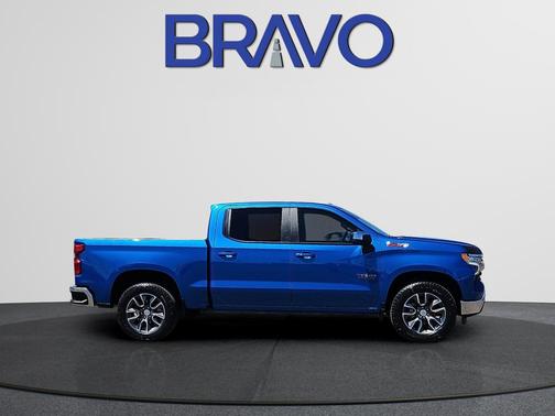 Glacier Blue Metallic 2022 Chevrolet Silverado 1500 LT