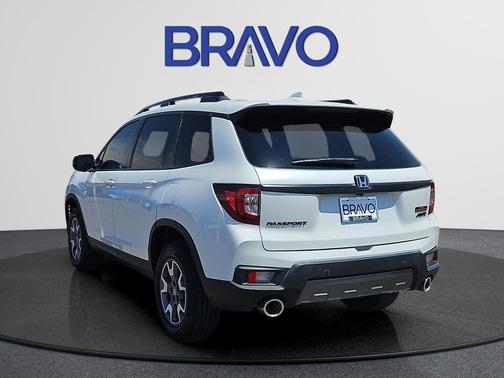 Platinum White Pearl 2022 Honda Passport TrailSport