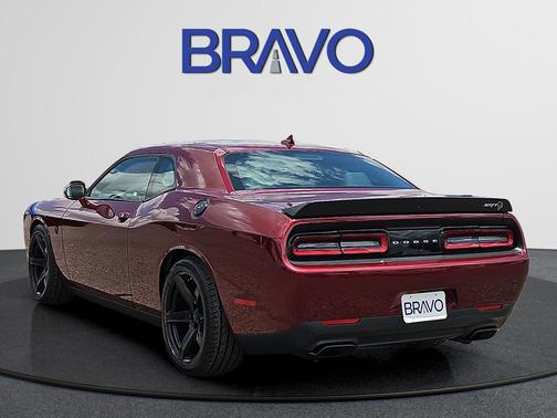 Octane Red Pearlcoat 2017 Dodge Challenger SRT Hellcat